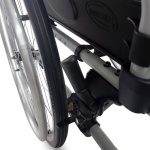 Многофункциональное колёсное кресло-реклайнер Invacare Action 2 NG (Франция)